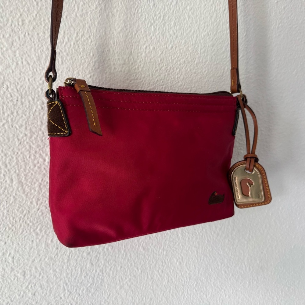 Dooney Bourke Red Nylon Leather Crossbody Bag Timeless Old Money Designer - Picture 12 of 16